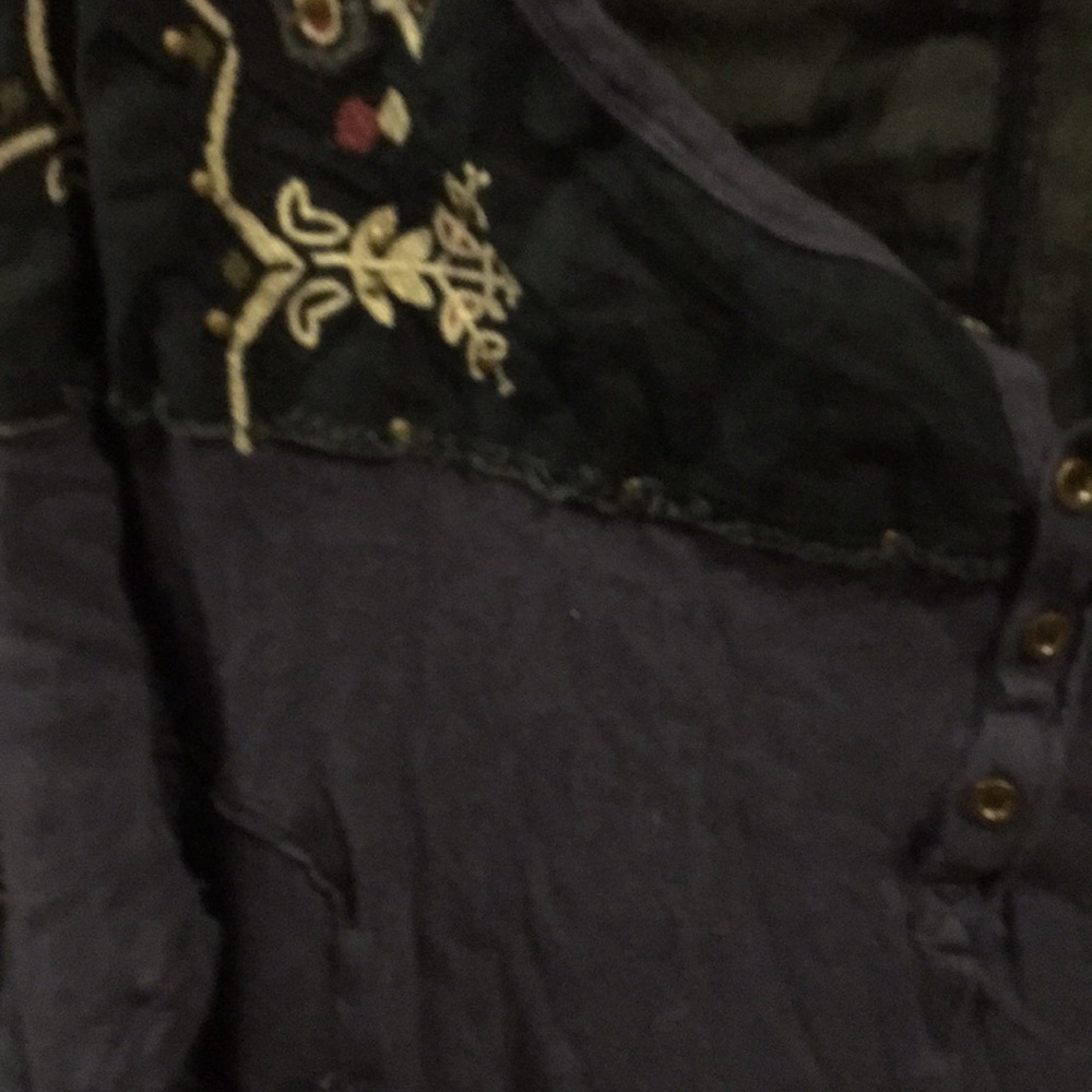 Free People too - Picture 2 of 5